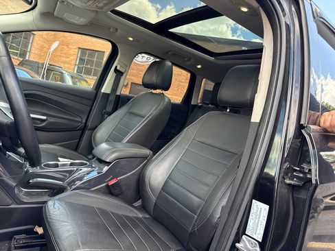 Used 2014 Ford Escape Titanium w/ Equipment Group 401A AWD/4WD image 7