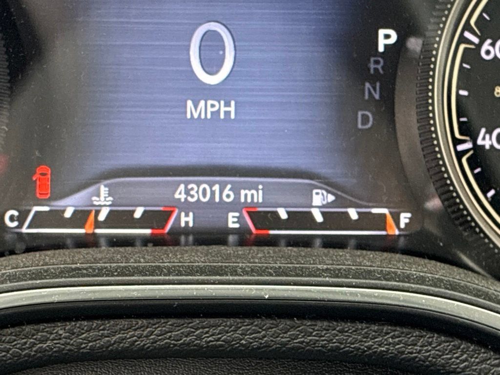 Used 2021 Jeep Cherokee Limited AWD/4WD image 25
