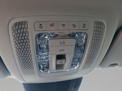 Certified 2026 Mercedes-Benz GLS 450 4MATIC image 27