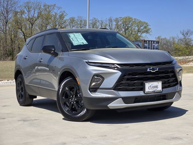 New 2025 Chevrolet Blazer LT w/ Convenience Package AWD/4WD image 1