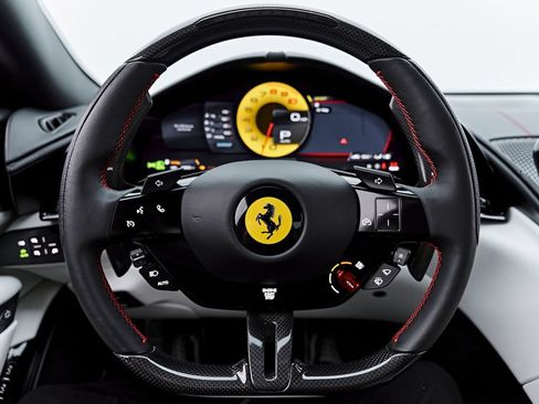 Used 2022 Ferrari Roma RWD image 61
