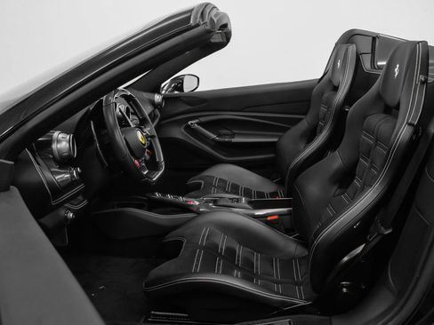 Certified 2021 Ferrari F8 Tributo RWD image 70