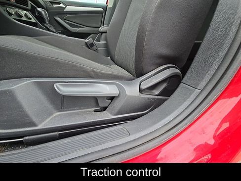 Used 2019 Volkswagen Jetta S image 13