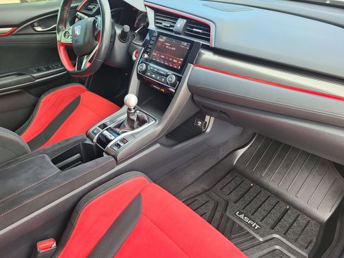 Used 2019 Honda Civic Type R image 15