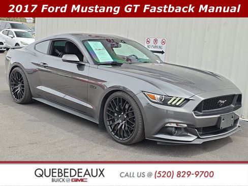 Used 2017 Ford Mustang GT RWD image 1