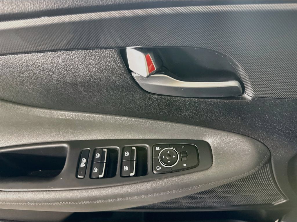 Certified 2023 Hyundai Santa Fe SEL FWD image 22