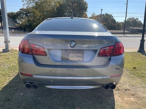 Used 2011 BMW 550i Sedan image 8