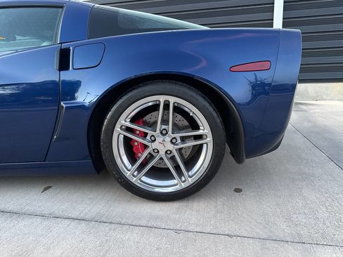 Used 2007 Chevrolet Corvette Z06 w/ Preferred Equipment Group image 11