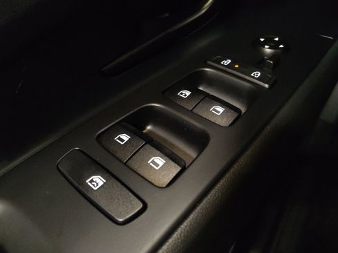 Used 2025 Hyundai Elantra Sport FWD image 27