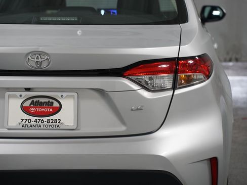 Certified 2024 Toyota Corolla LE FWD image 10
