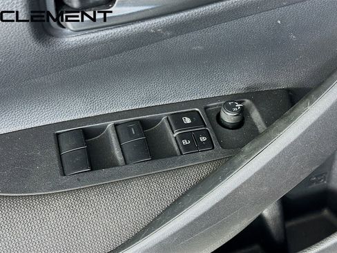 Used 2025 Toyota Corolla LE FWD image 24
