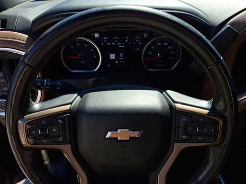 Used 2022 Chevrolet Silverado 2500 High Country w/ Safety Package II image 19