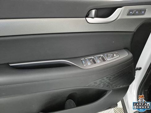 Used 2025 Hyundai Palisade SEL FWD image 13