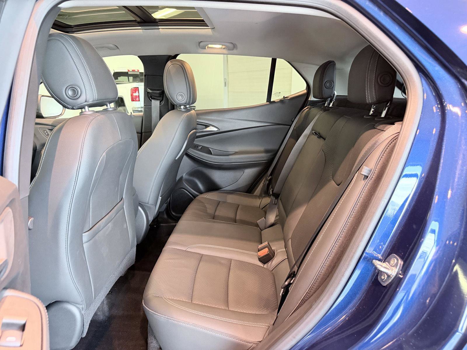 Used 2023 Buick Encore GX Essence w/ Experience Buick Package AWD/4WD image 22