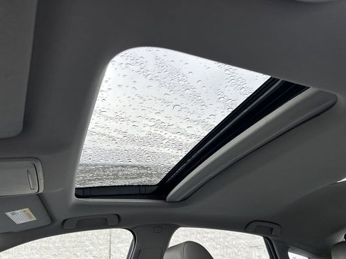 Used 2024 Acura Integra image 4