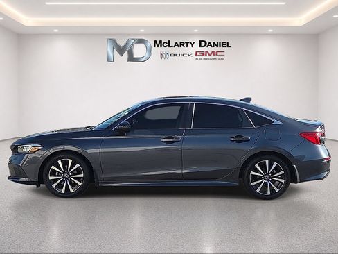 Used 2023 Honda Civic EX image 2