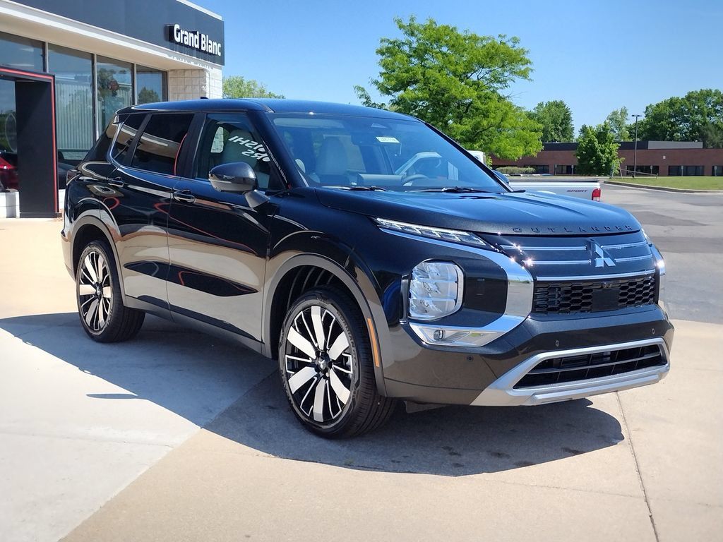 New 2026 Mitsubishi Outlander SE AWD/4WD image 13