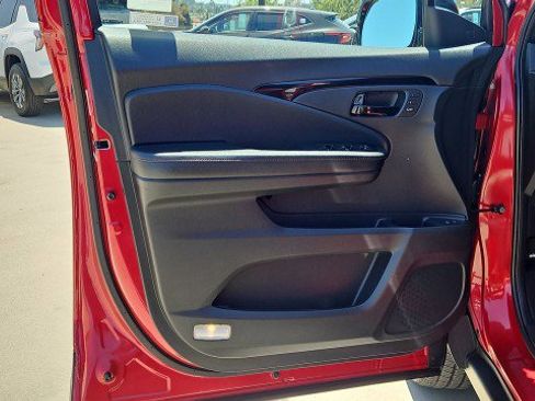 Used 2024 Honda Passport Black Edition image 22