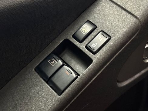 Used 2016 Nissan Frontier SV w/ SV Value Truck Package image 33