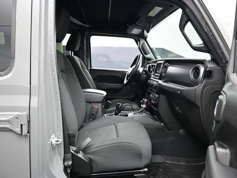 Used 2022 Jeep Wrangler Unlimited Sport AWD/4WD image 24