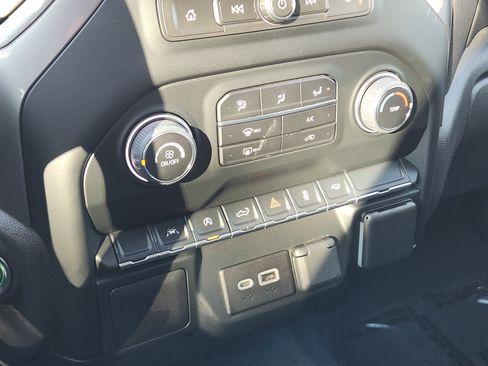 Used 2022 Chevrolet Silverado 1500 Custom w/ LPO, Dark Essentials Package image 20