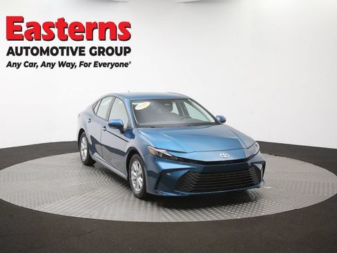 Used 2025 Toyota Camry LE FWD image 49