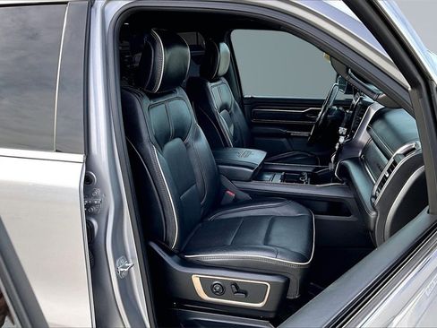 Used 2019 RAM 1500 Limited image 8