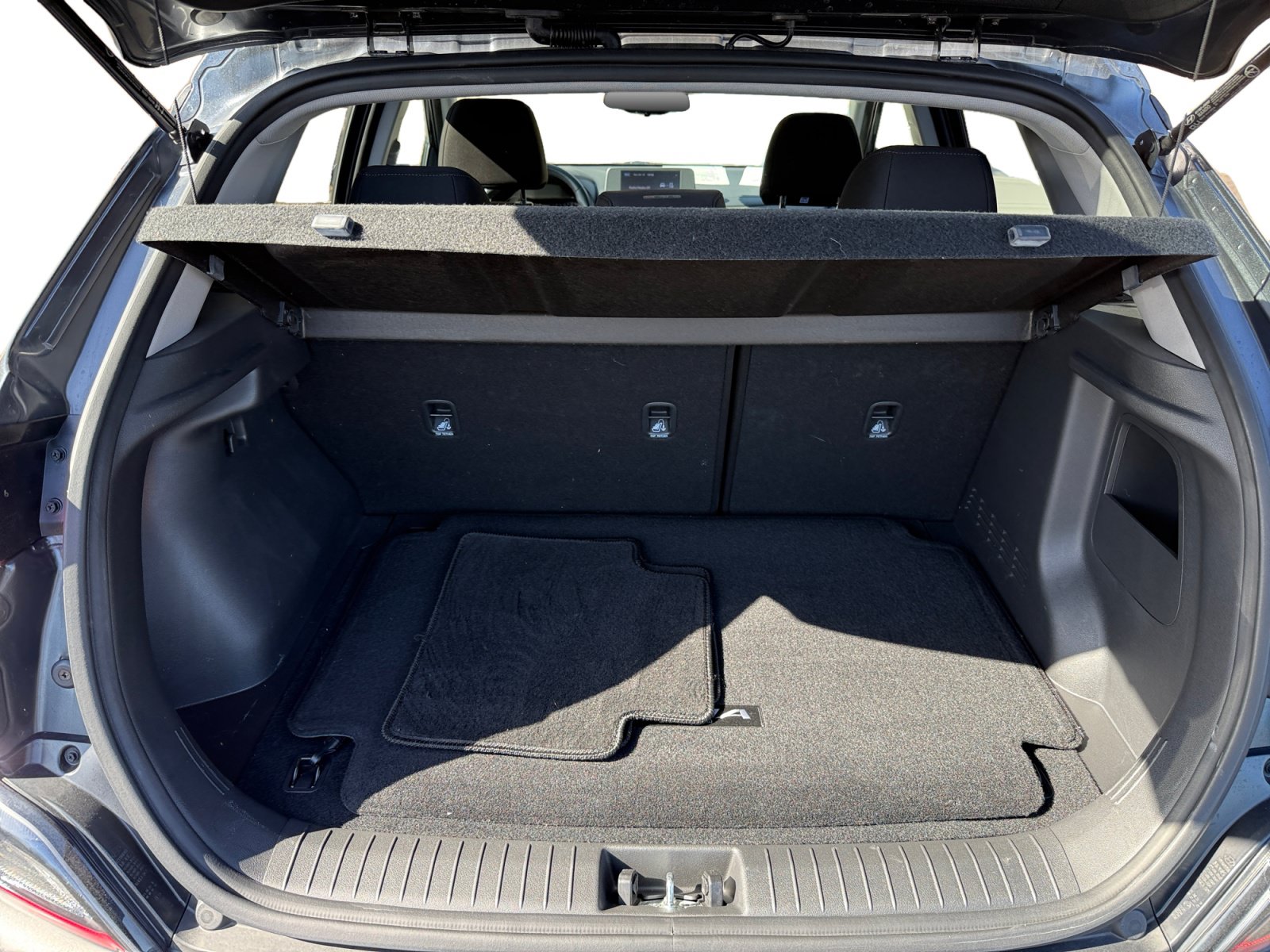 Used 2022 Hyundai Kona SEL w/ Convenience Package FWD image 17