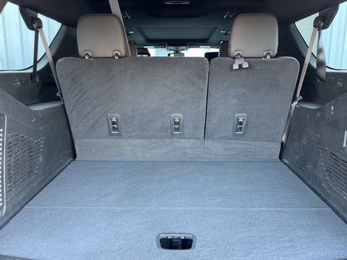 Used 2021 Chevrolet Suburban RST w/ Luxury Package image 43