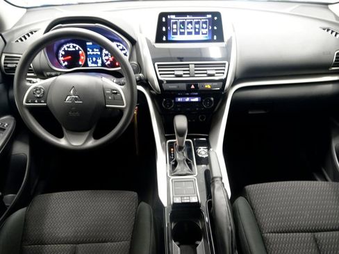 Used 2018 Mitsubishi Eclipse Cross LE image 17