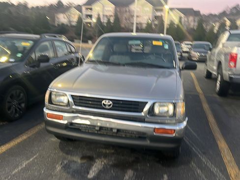Used 1996 Toyota Tacoma 2WD Xtracab image 4