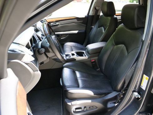Used 2011 Cadillac SRX Luxury FWD image 3