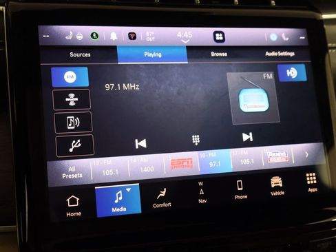 Used 2023 Jeep Grand Cherokee L Limited AWD/4WD image 32