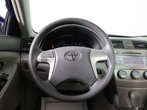 Used 2009 Toyota Camry LE image 28
