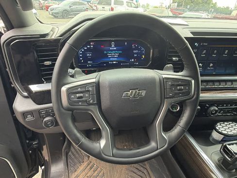 Used 2024 Chevrolet Silverado 1500 RST image 15