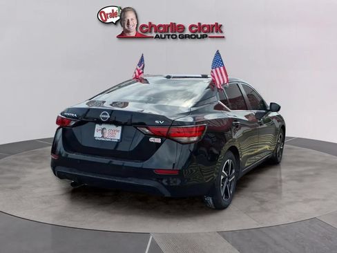 Used 2024 Nissan Sentra SV FWD image 5