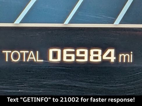 Used 2025 BMW M4 xDrive Competition w/ Executive Package image 34