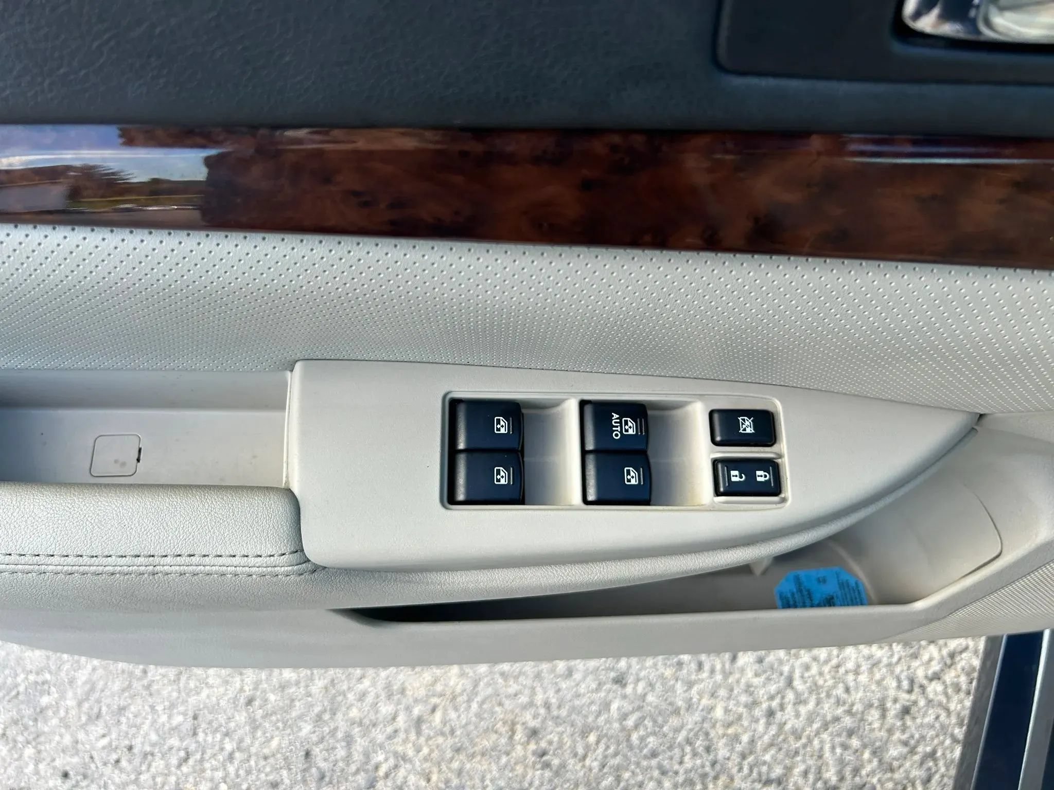 Used 2013 Subaru Legacy 2.5i Limited AWD/4WD image 17