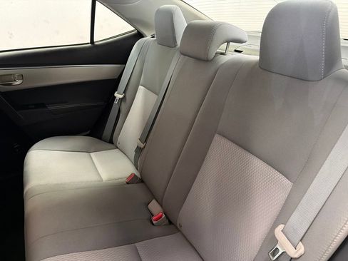 Used 2014 Toyota Corolla LE FWD image 13