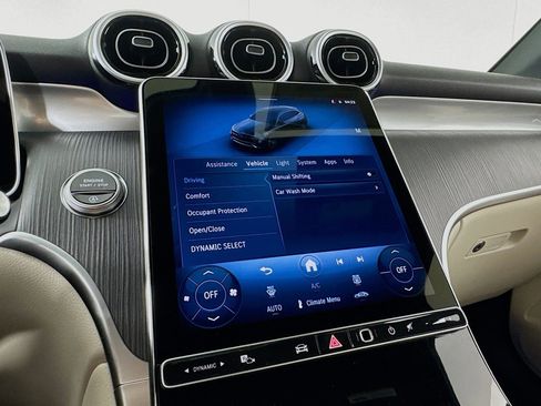 New 2026 Mercedes-Benz GLC 300 image 19