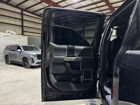 Used 2020 Ford F250 Platinum image 15