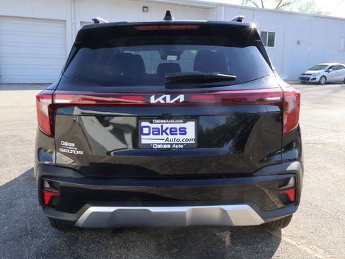 Used 2025 Kia Seltos S FWD image 7