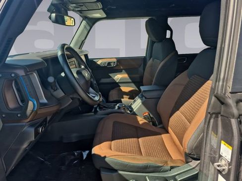 Used 2023 Ford Bronco Outer Banks image 10