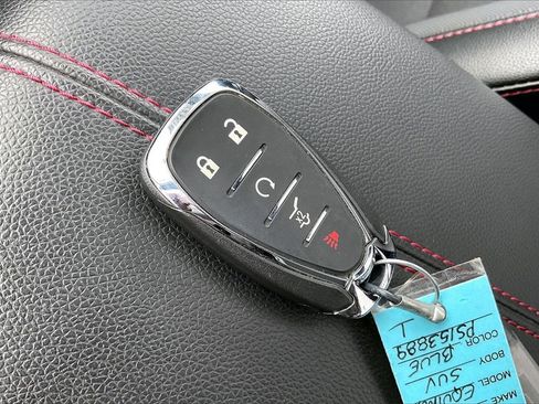 Used 2023 Chevrolet Equinox RS image 11