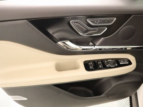 New 2025 Lincoln Corsair Grand Touring image 17