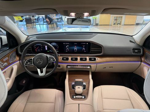 Used 2020 Mercedes-Benz GLS 450 4MATIC image 14
