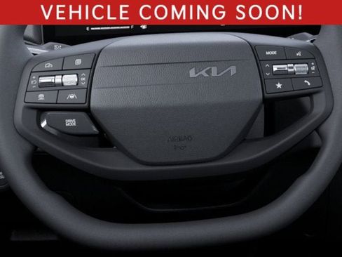 New 2026 Kia K4 LXS image 22