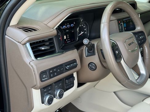 Used 2021 GMC Yukon Denali w/ Denali Ultimate Package AWD/4WD image 35