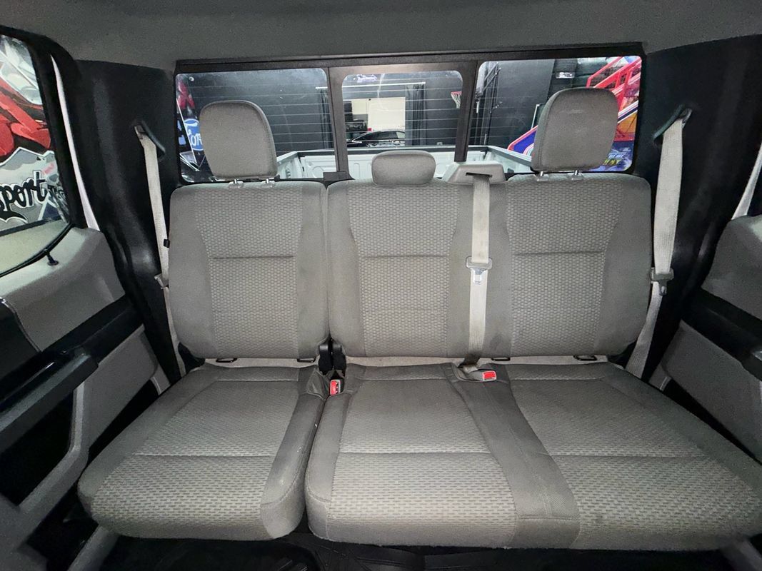 Used 2016 Ford F150 XLT w/ Equipment Group 302A Luxury AWD/4WD image 29