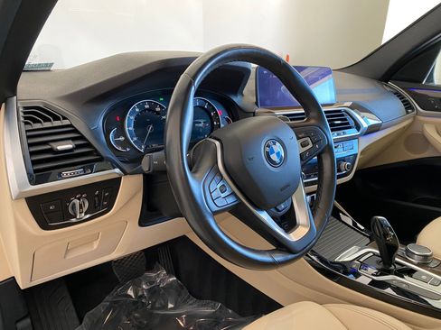 Used 2018 BMW X3 xDrive30i w/ Premium Package image 4